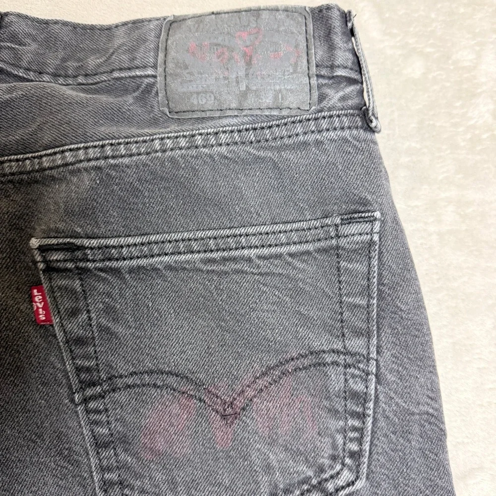 Levis 469 Denim Shorts Mens 32x12 Black Faded Loose Fit Baggy Skater Grunge Y2K